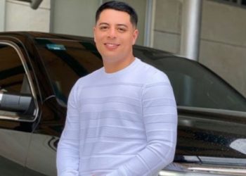 Eduin Caz, vocalista de Grupo Firme, sufre supuesto accidente automovilístico