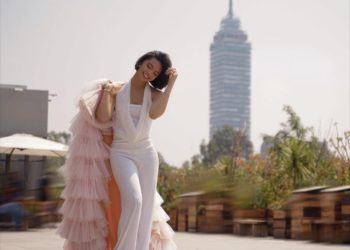 Angela Aguilar envía mensaje a todas las mujeres