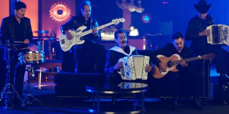 Los Tigres del Norte dan adelanto de su próximo sencillo