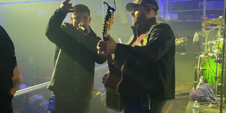 Los Del Villa y su nuevo sencillo «ME LA ROLO»