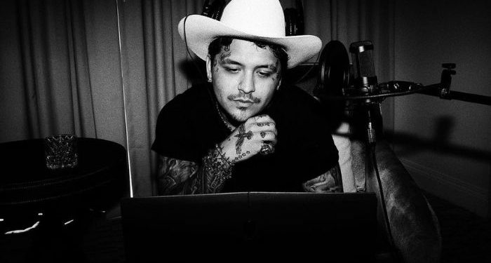 Christian Nodal enciende las redes por mensaje filtrado