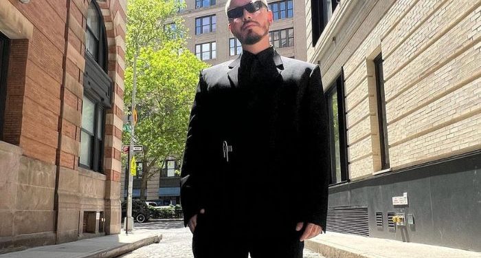 J Balvin reacciona ante comparaciones con Christian Nodal