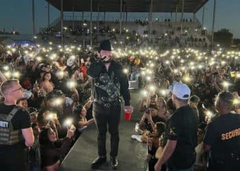 «Solita» de Luis R Corínquez y Lenin Ramírez se posicionó en tendencias