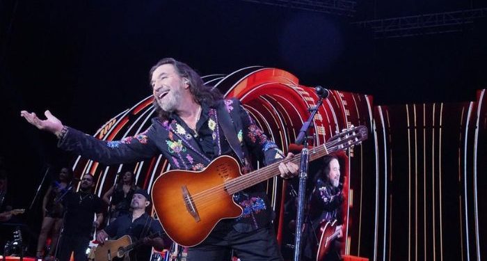 Marco Antonio Solís confirmó su participación en «Latin Grammy 2022».
