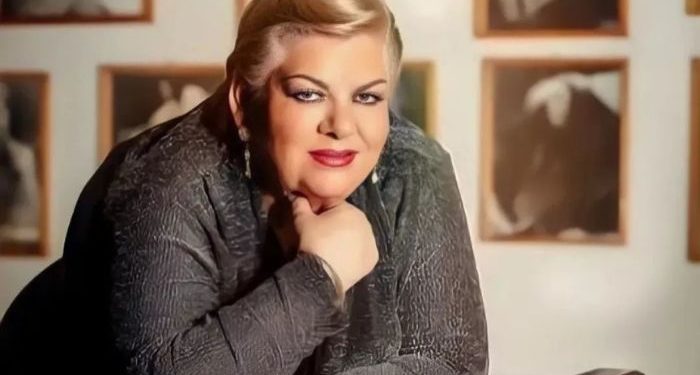 Así racionó Paquita la del Barrio al peluche de Dr, Simi.