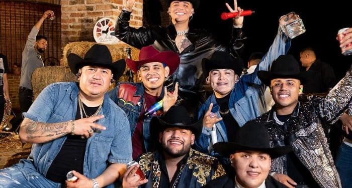 Grupo Firme estrenó su nuevo álbum “Puras pa’ pistear“.