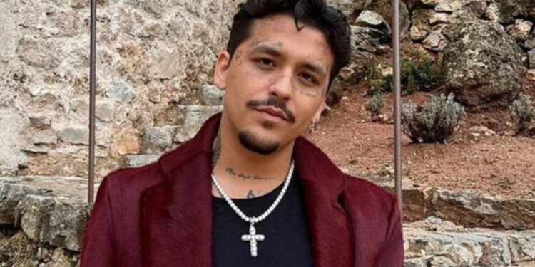 Christian Nodal inicia el 2025 con grandes noticias, amor y algo de controversia