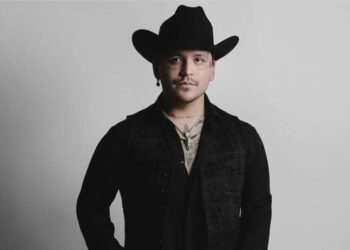 Christian Nodal recibe críticas por hablar de Inti y por el regalo de cumpleaños que le habría enviado