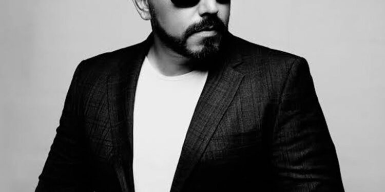 Lupillo Rivera abre la puerta a una colaboración musical con Christian Nodal