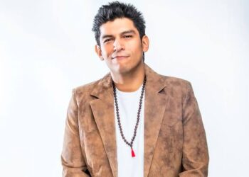 Elías Medina conquista al público con una noche de regional mexicano en Tijuana