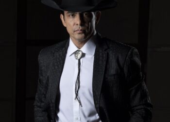 Víctor García regresa con fuerza al Regional Mexicano y conquista nuevamente a sus fans