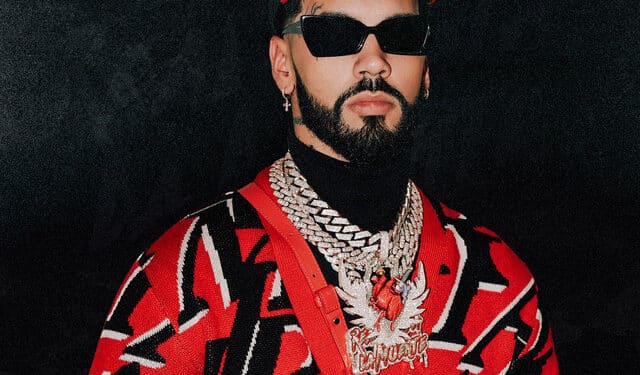 “Desbloquéame, bebé”: Anuel AA lanza inesperada petición a Karol G y desata reacciones
