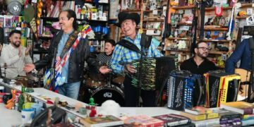 os Tigres del Norte llevan la música regional mexicana al escenario de Tiny Desk