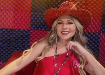 Mariana Ochoa arranca nueva etapa musical con sold out de “A LA GOMA TOUR” en CDMX